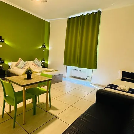 Star בית הארחה 4*